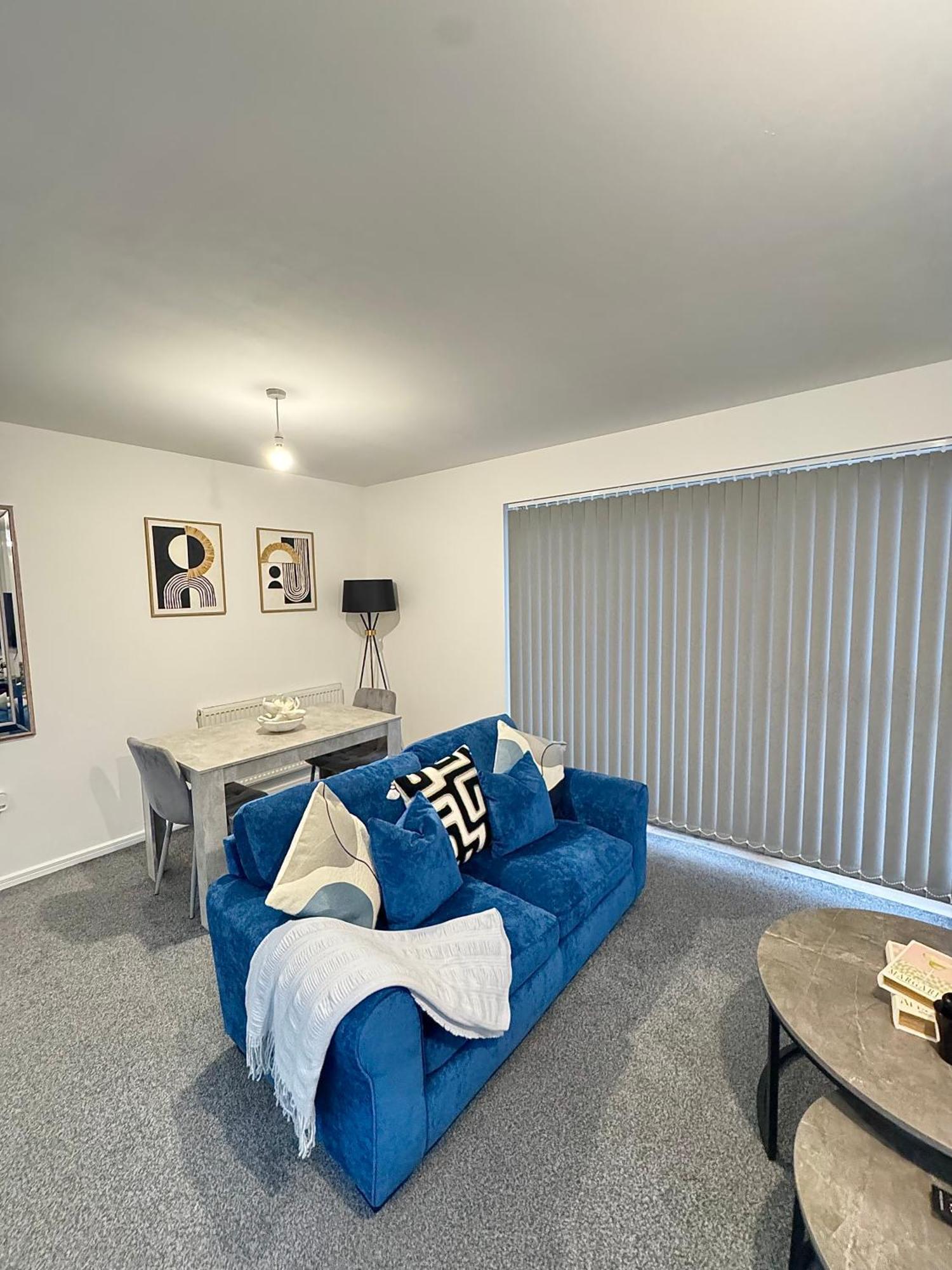 Two-Bedroom Apartment Balcony Terrace,1753062341:JPEG